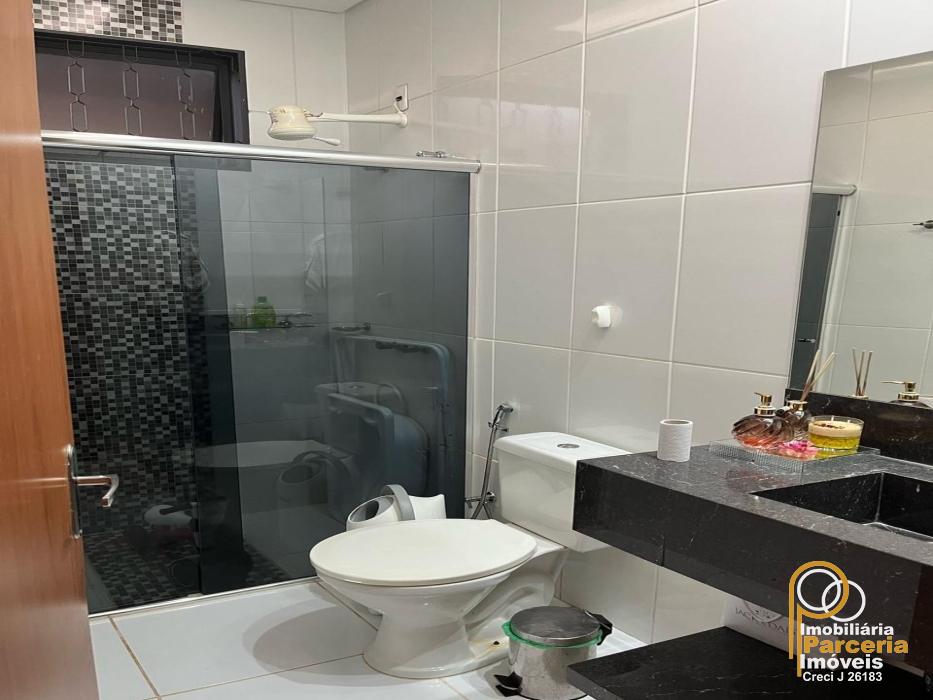 WhatsApp Image 2025-10-13 at 15.12.26 (1).jpeg